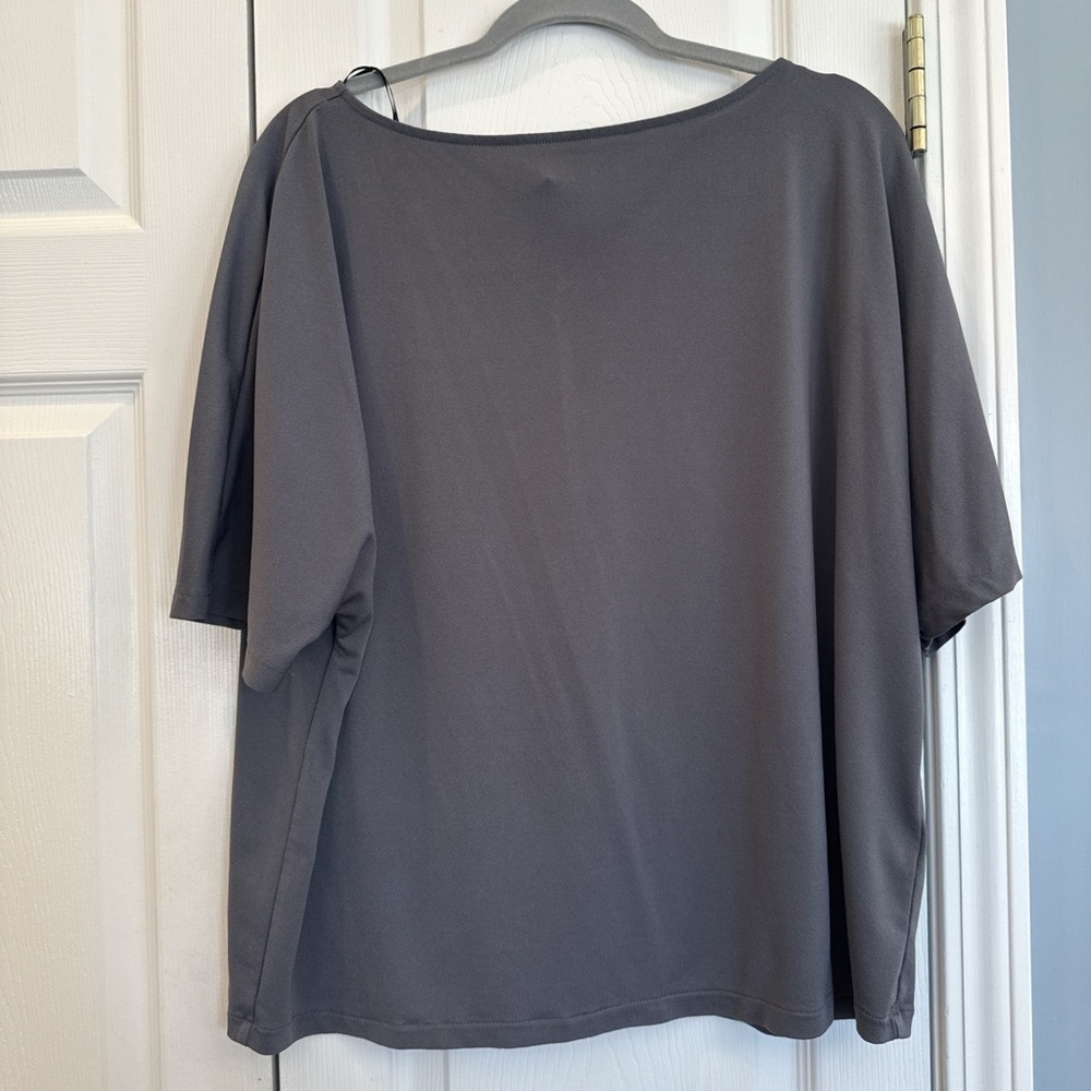 H&M Women's Short Sleeve Boxy Tee in Charcoal Gray